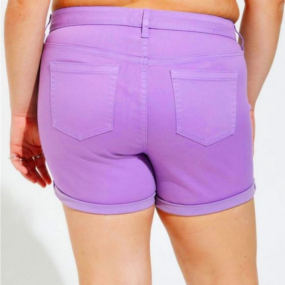 ❤️NWT TORRID DENIM SHORTS - DISNEY LITTLE MERMAID, SEBASTIAN, FLOUNDER - Picture 3 of 11